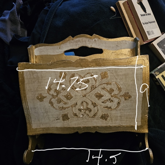 FOMERZ Carved Wood Magazine Floor Rack - Picture 8 of 11